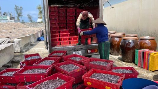 Giữ lửa khởi nghiệp từ những sản phẩm quê hương